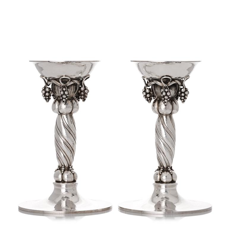 Georg Jensen, ett par ljusstakar, Köpenhamn 1996, sterling silver, designnr 263B.