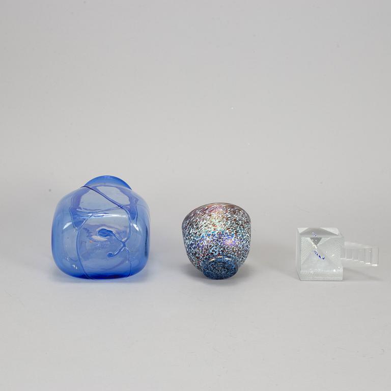 BERTIL VALLIEN, glass, three pieces.