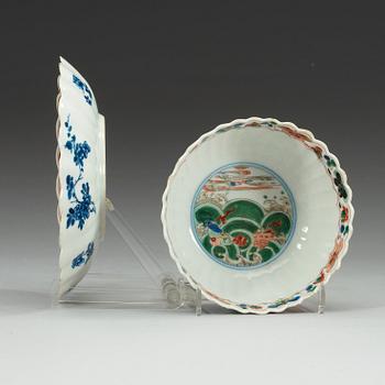SKÅL och FAT, porslin. Qing dynastin, Kangxi (1662-1722).