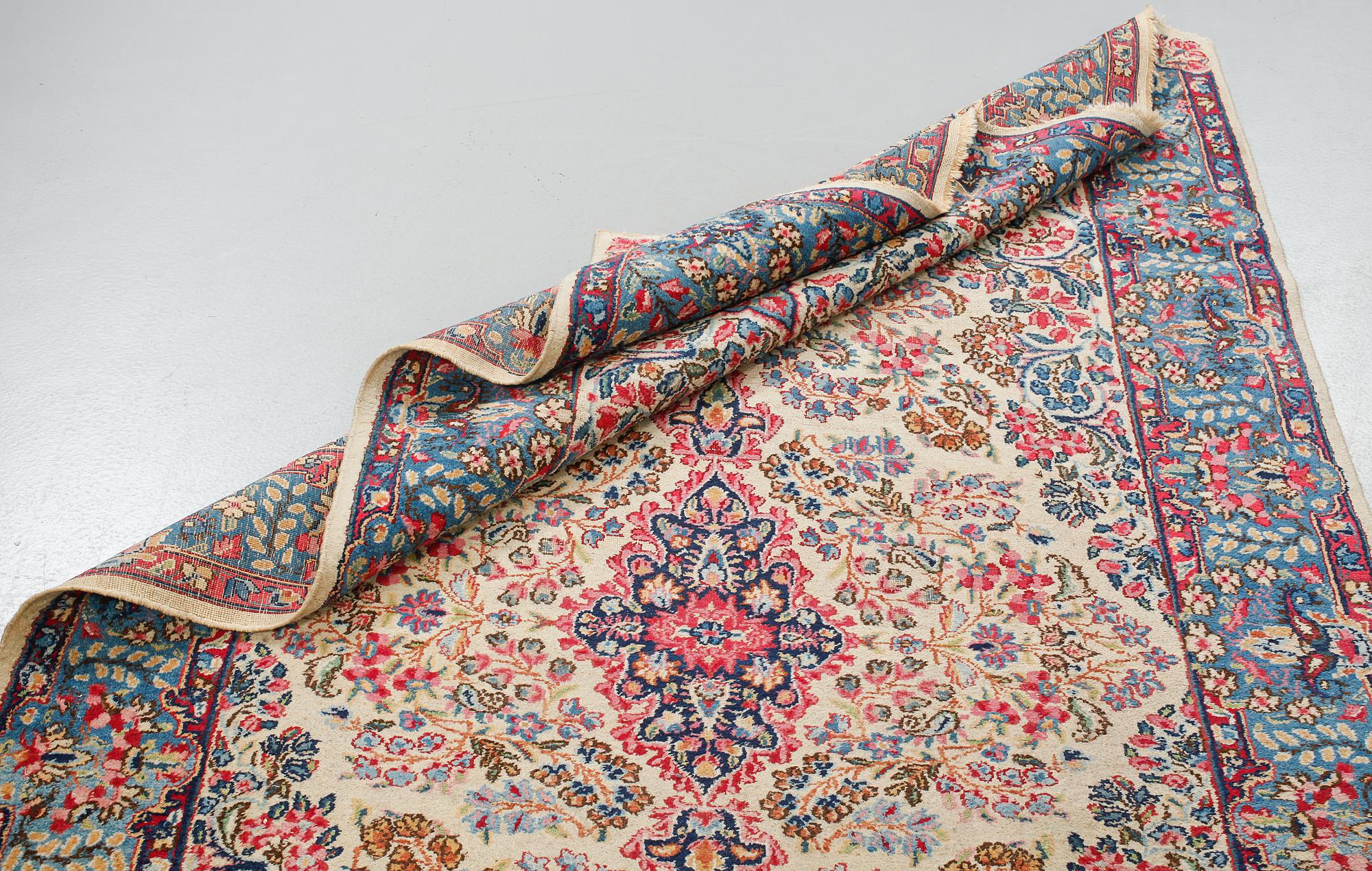 MATTA, orientalisk, Kirman, old, ca 230x140 cm.