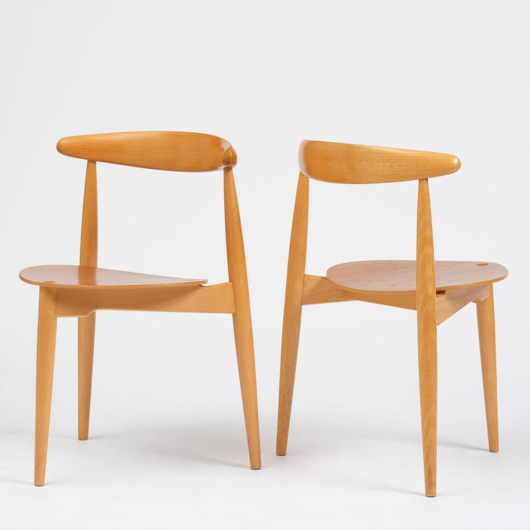 Hans J. Wegner, matgrupp, sju delar, "Hjerte-set", Fritz Hansen, Danmark, 1965.