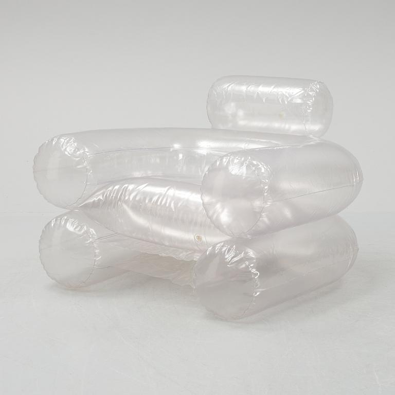 Donato D'Urbino, Jonathan De Pas & Paolo Lomazzi, an inflatible plastic 'Blow' easy chair, Zanotta, Italy.
