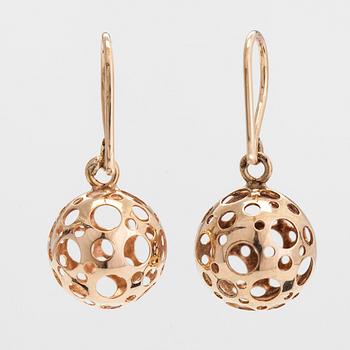 Liisa Vitali, a pair of 14K gold 'Leppäkerttu' earrings, Westerback, Helsinki.