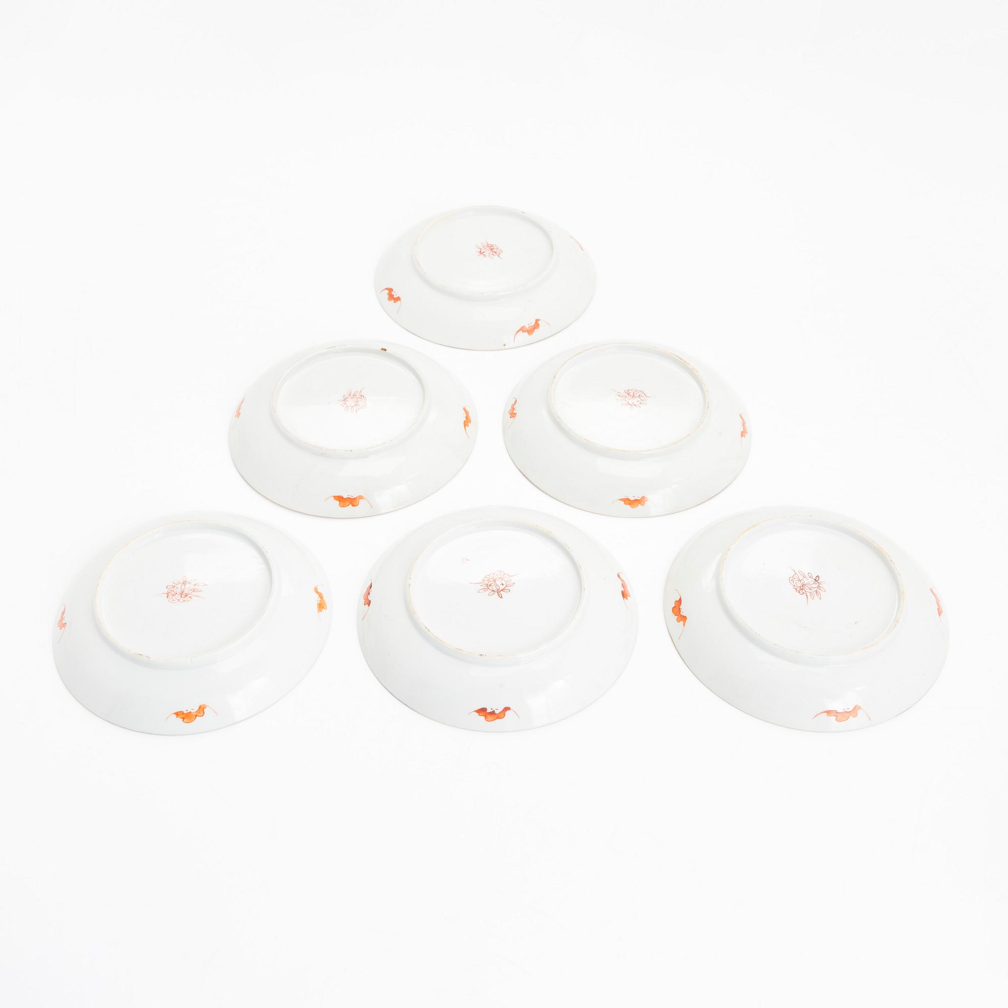 Tallrikar, 6 st, porslin, sen Qingdynasti, Kina kring 1900.