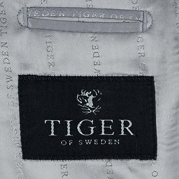TIGER OF SWEDEN, men´s silvercolored jacket with medallions, size 50.
