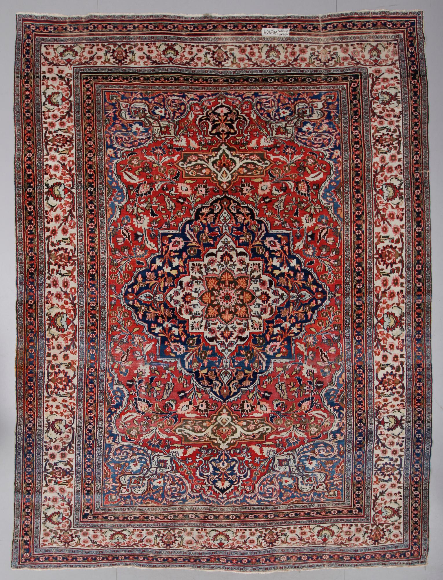 MATTA, orientalisk, 380 x 290 cm.