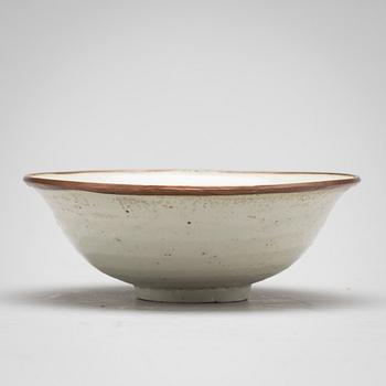 SKÅL, porslin. Kina, möjligen Song dynastin (960-1279).