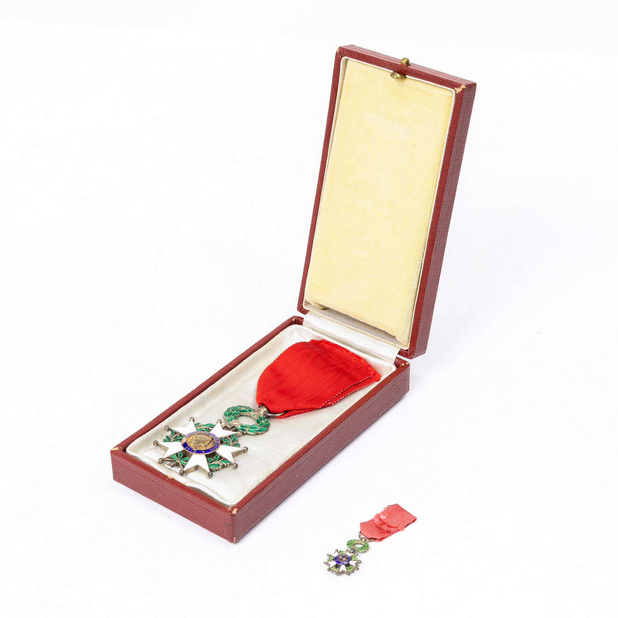 The Legion of Honour, Légion d'honneur, France, Officer's cross.