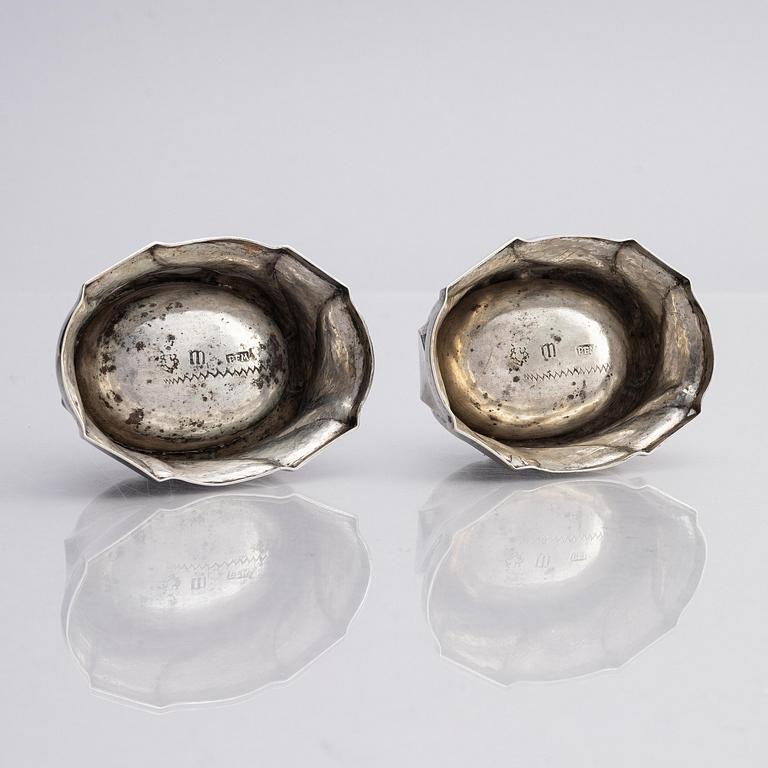 A pair of Swedish 18th century parcel-gilt salt-cellars, marks of Petter Friedrich Moldenhauer, Stockholm 1748.