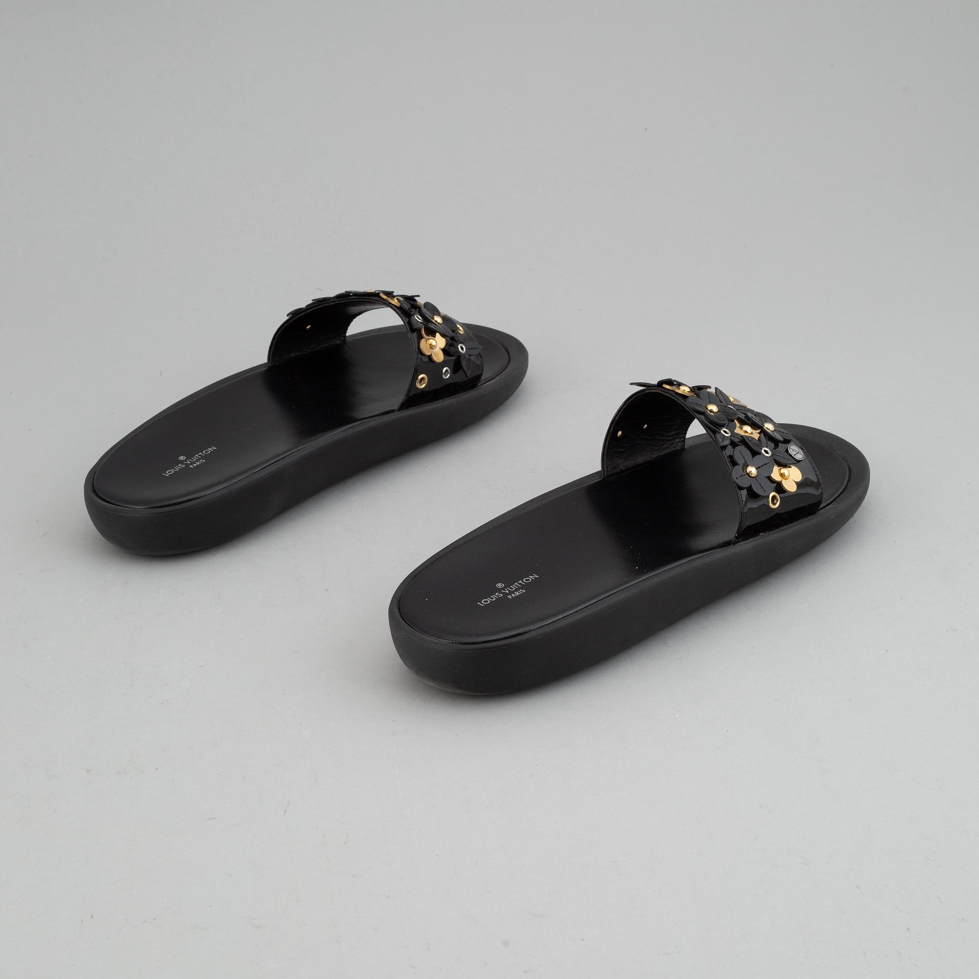 Louis Vuitton, a pair of sandals, size 40.
