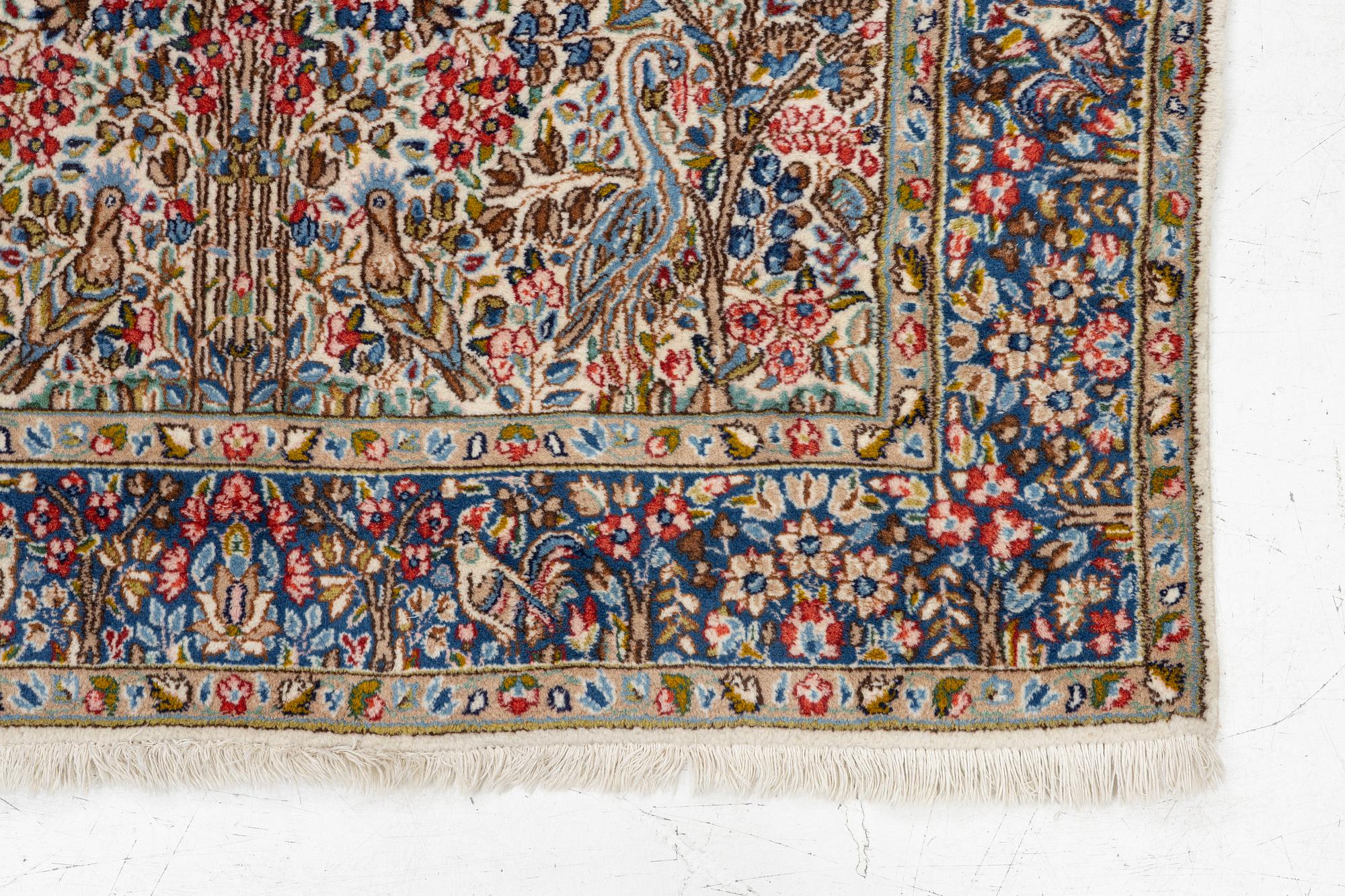 Carpet, Kirman, antique, approx. 242 x 146 cm.