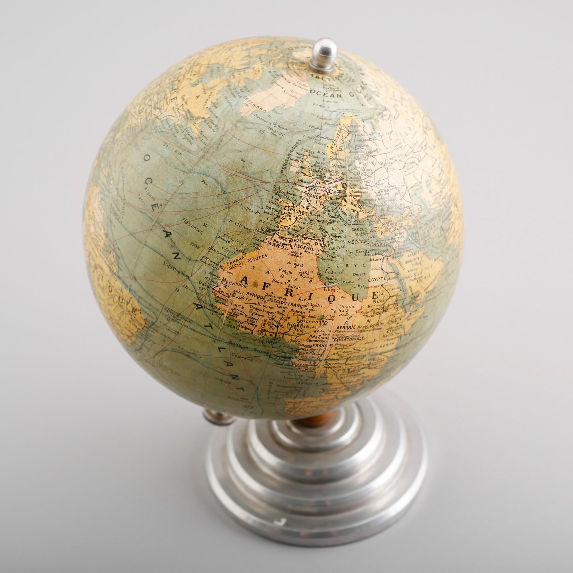 JORDGLOB, Globe Terrestre", Paris, 1900-talets första hälft.