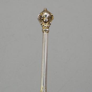 A Swedish 17th century silver-gilt spoon, unmarked (possibly Anders Andersson Amor, Sthlm 1684-1703).