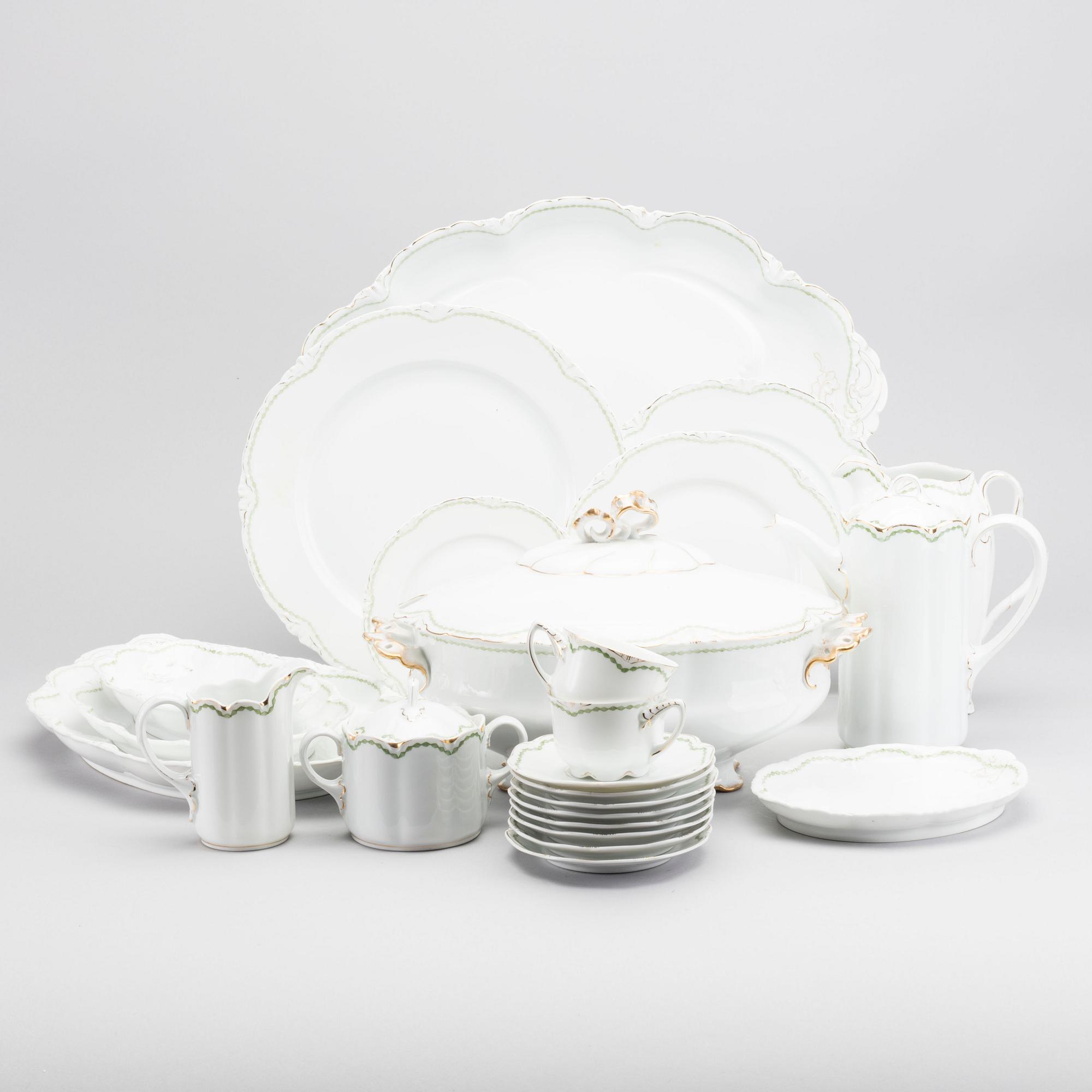 MATSERVIS,porslin, 113 delar, Märkt Madeleine och Versailles, Rosenthal, 1900-tal.