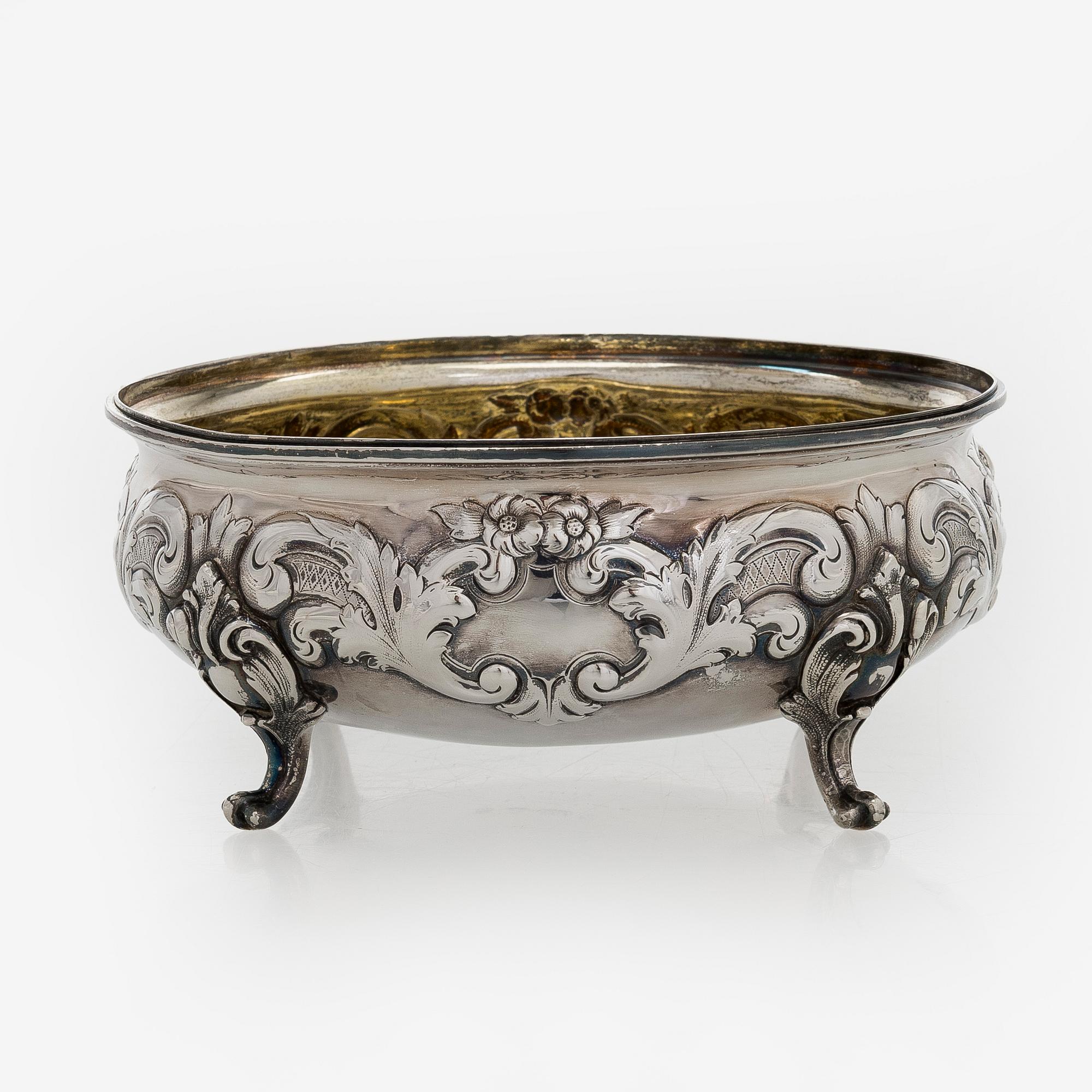 A silver bowl, E. Schurmann, Frankfurt, Germany late 19th century.
