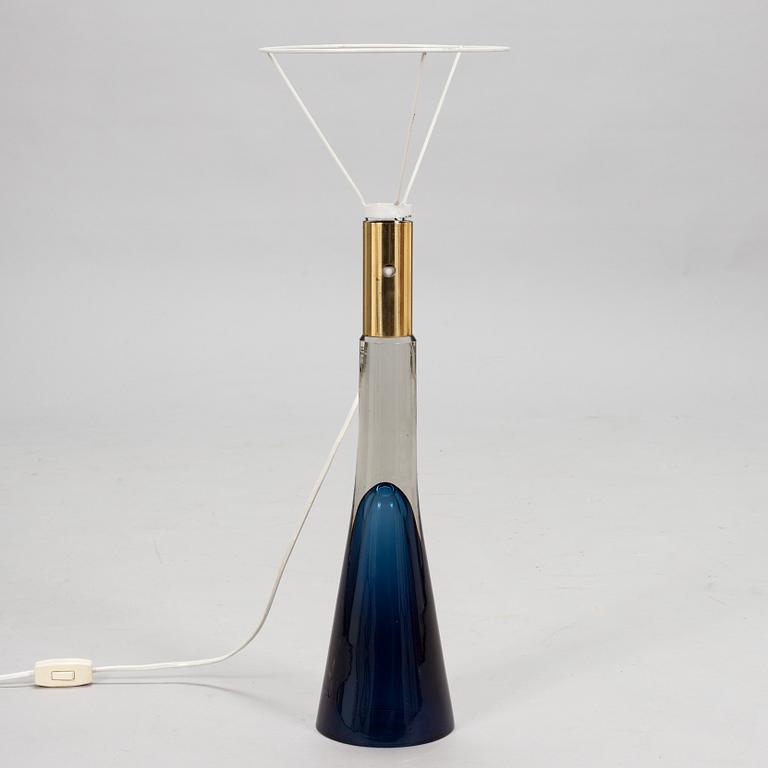 Lisa Johansson-Pape, bordslampa, "Lady", Orno, 1960-tal, Finland.