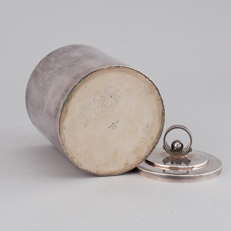 A silver plated Art Déco teabox from the 1930's.