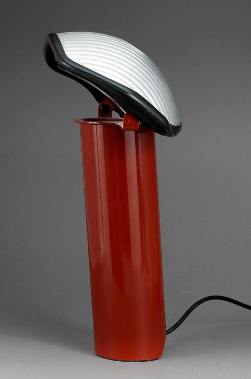 BORDSLAMPA, "Brontes", Design Cini Boeri, Artemide, Italien. Formgiven 1981.