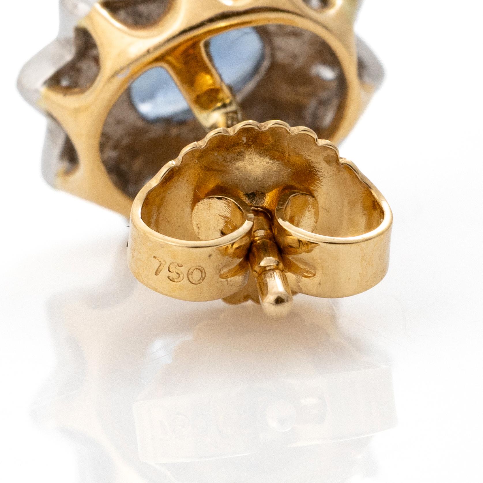 Örhägen, carmosé. 18K guld med safirer och små åttkantslipade diamanter.