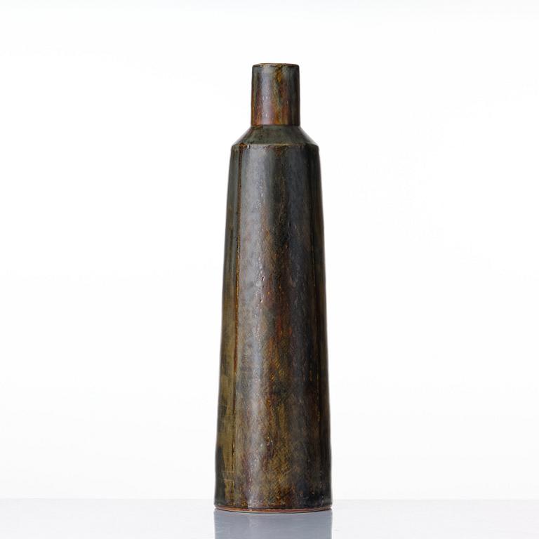 Carl-Harry Stålhane, a unique stoneware floor vase, Rörstrand, Sweden 1960.