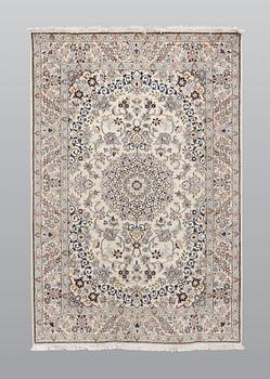 Matta, Nain part silk s.k 9LAA, ca   260 x 175 cm.