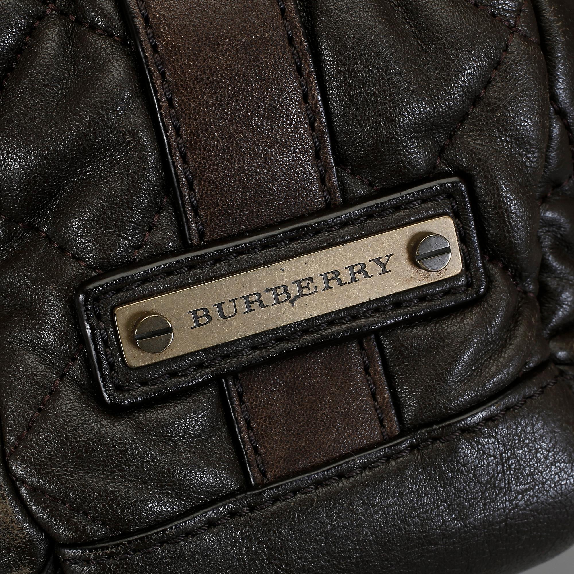 VÄSKA, Burberry.