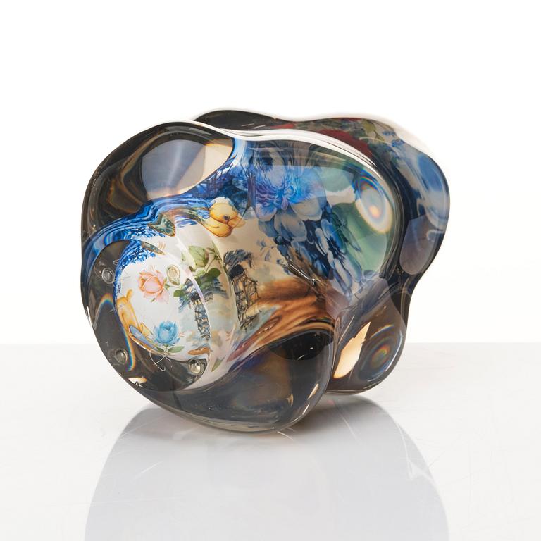 Per B. Sundberg, a glass vase, Orrefors, 1999.