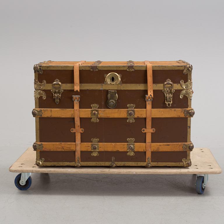 An early 20th century steamer trunk.