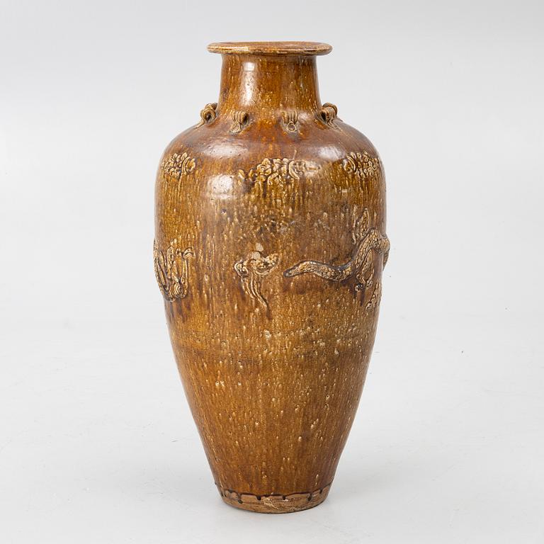 Floor vase, porcelain, China, 20th century.