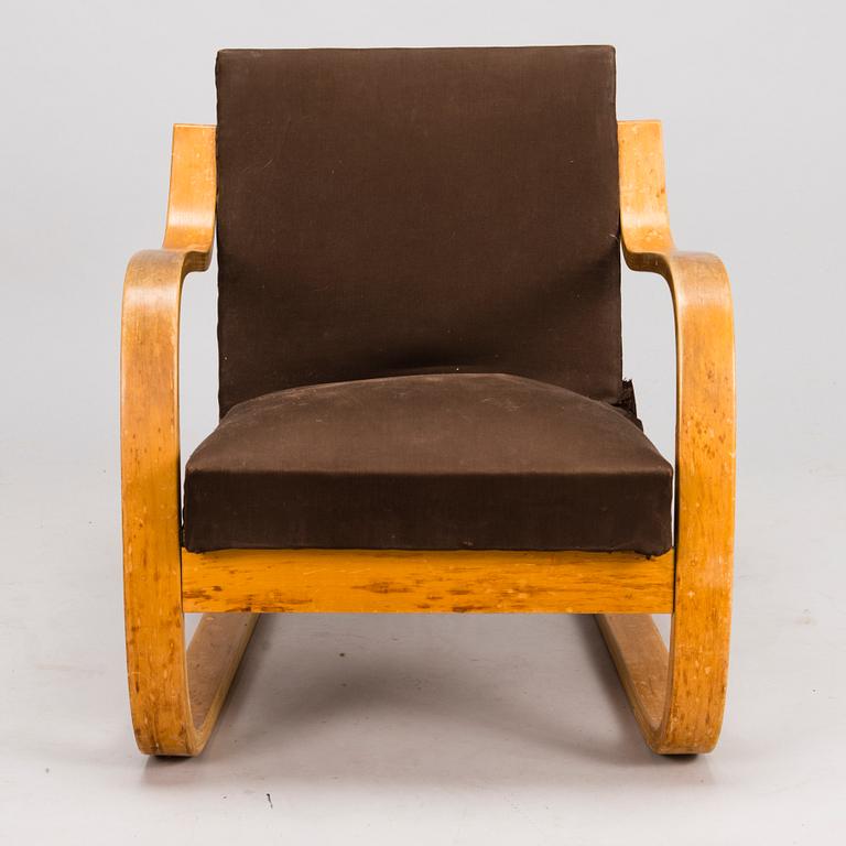 ALVAR AALTO, A late 1940s '34/402' armchair for  O.Y. Huonekalu- ja Rakennustyötehdas A.B. Finland.