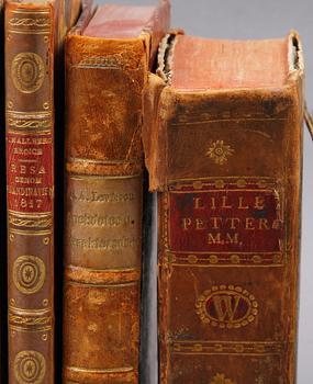 PARTI BÖCKER, 8 st, bla "Den lille Peter, en spögelse historie" av Spies, Köpenhamn 1796.