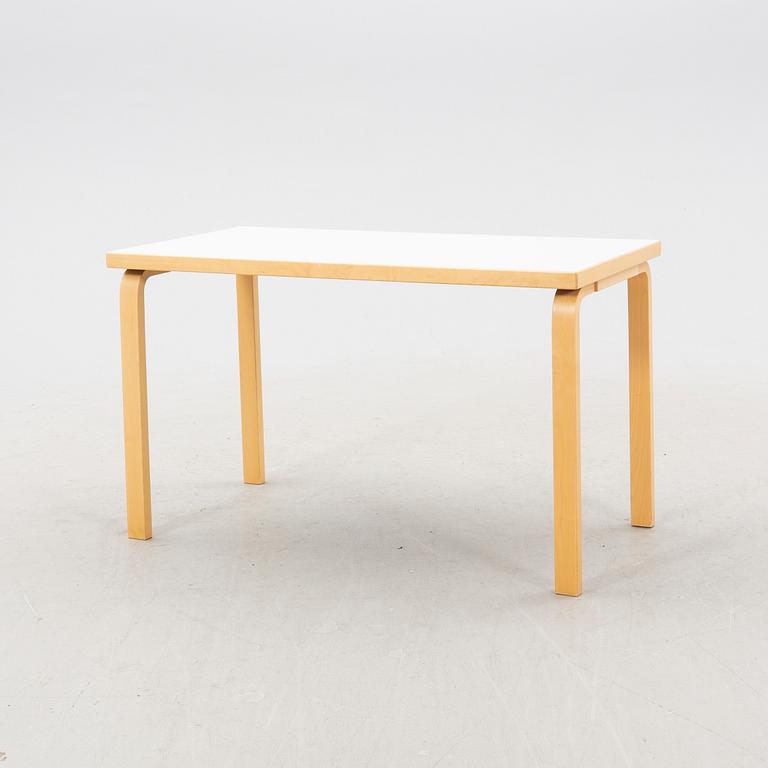Alvar Aalto, a model '80a' table, Artek, 21st century.