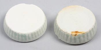 DOSOR, porslin, Kina, troligen 1700-tal.