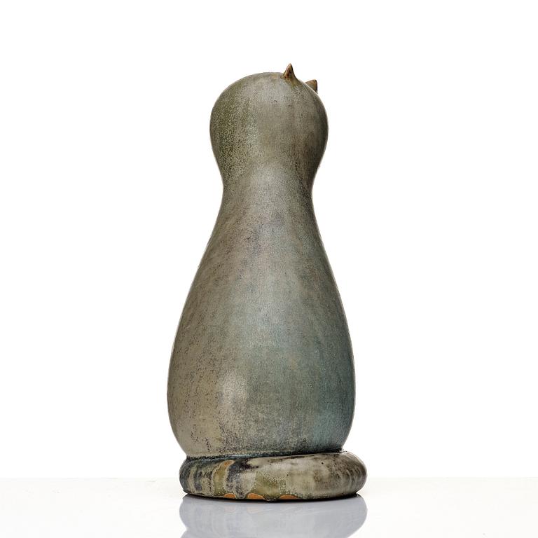 Michael Schilkin, a stoneware sculpture of a cat, Arabia, Finland 1940-50s.