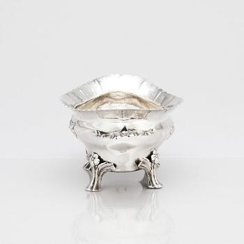 A Swedish 18th Century candy server/bowl, silver, mark of Simson Ryberg, Stockholm 1791.