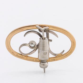 ELON ARENHILl BROOCH 18k gold and whitegold w 1 brilliant-cut diamond approx 0,15 ct, 6,3 g total weight, Malmö 1982.