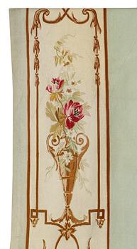 GARDINER MED GARDINKAPPA, gobelängteknik, Louis XVI-stil, Aubusson, Frankrike 1800-talets andra hälft.