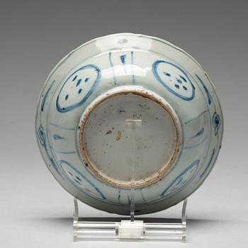 Four blue and white kraak bowls, Ming dynasty, Wanli (1572-1620).