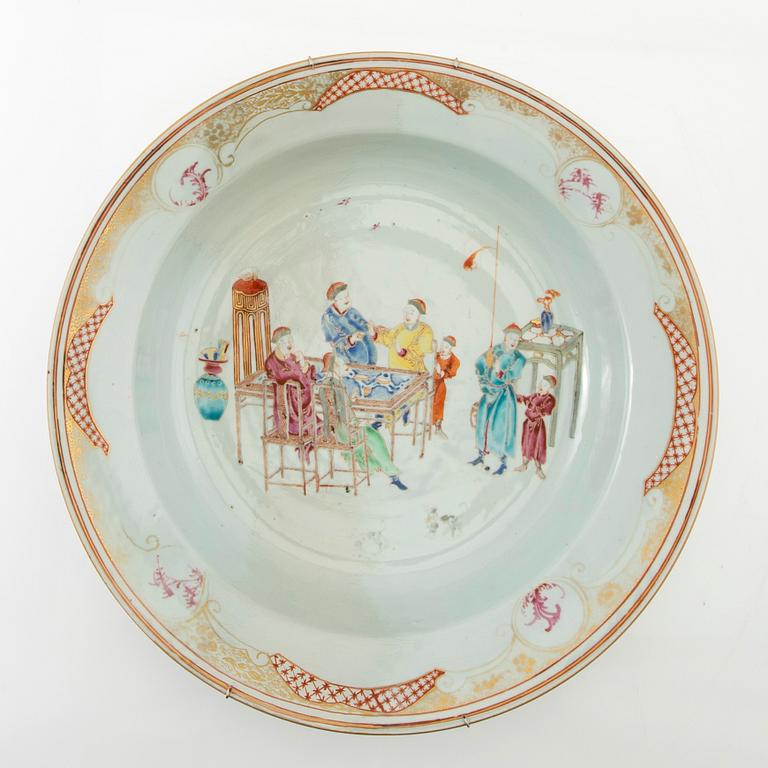 Bowl/hand basin porcelain China 18th century.