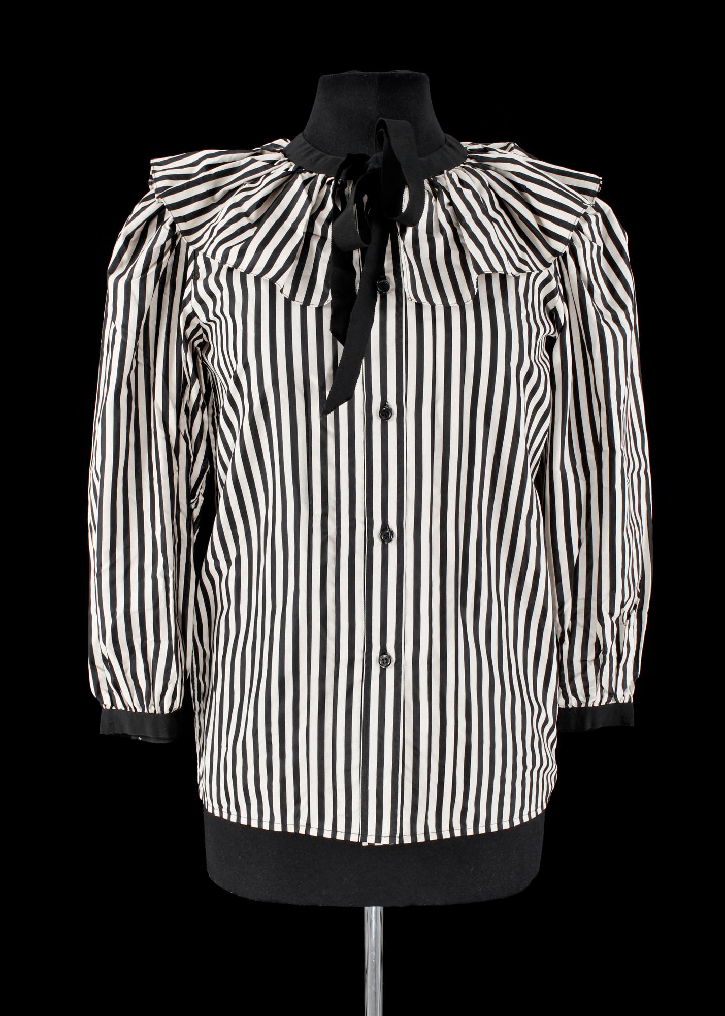 YVES SAINT LAURENT, Blusar, 2 st.