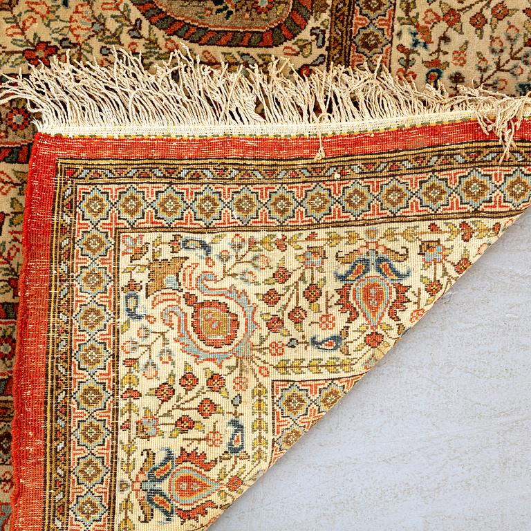 Matta Gohm semiantik ca 345x243 cm.