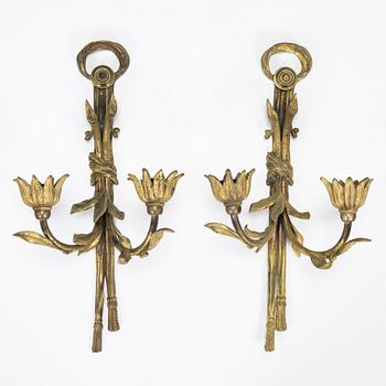 A pair of wall appliques, first half of the 20th century.