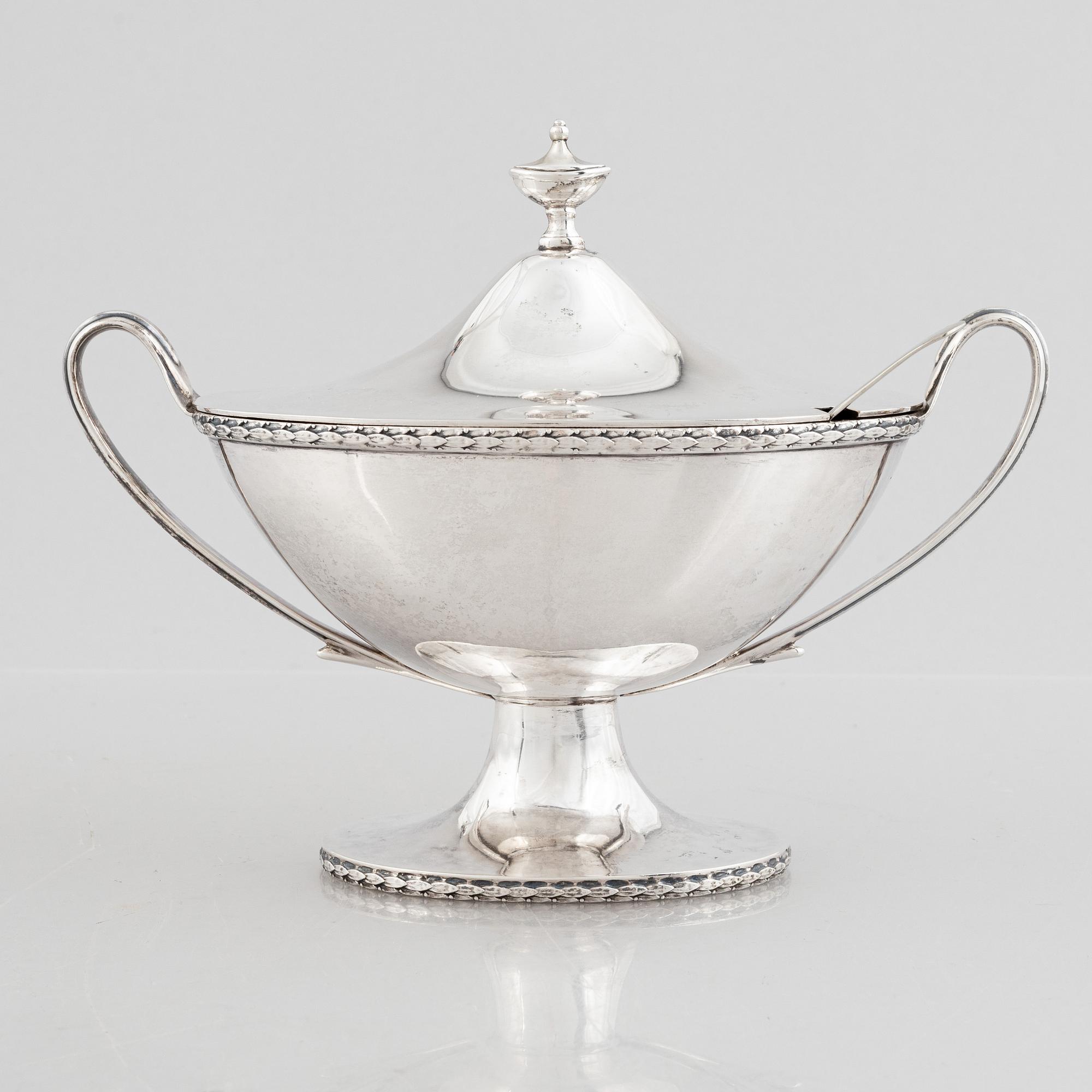 A Gustavian style silver sugar bowl, MGM AB, Uppsala, Sweden, 1920's.