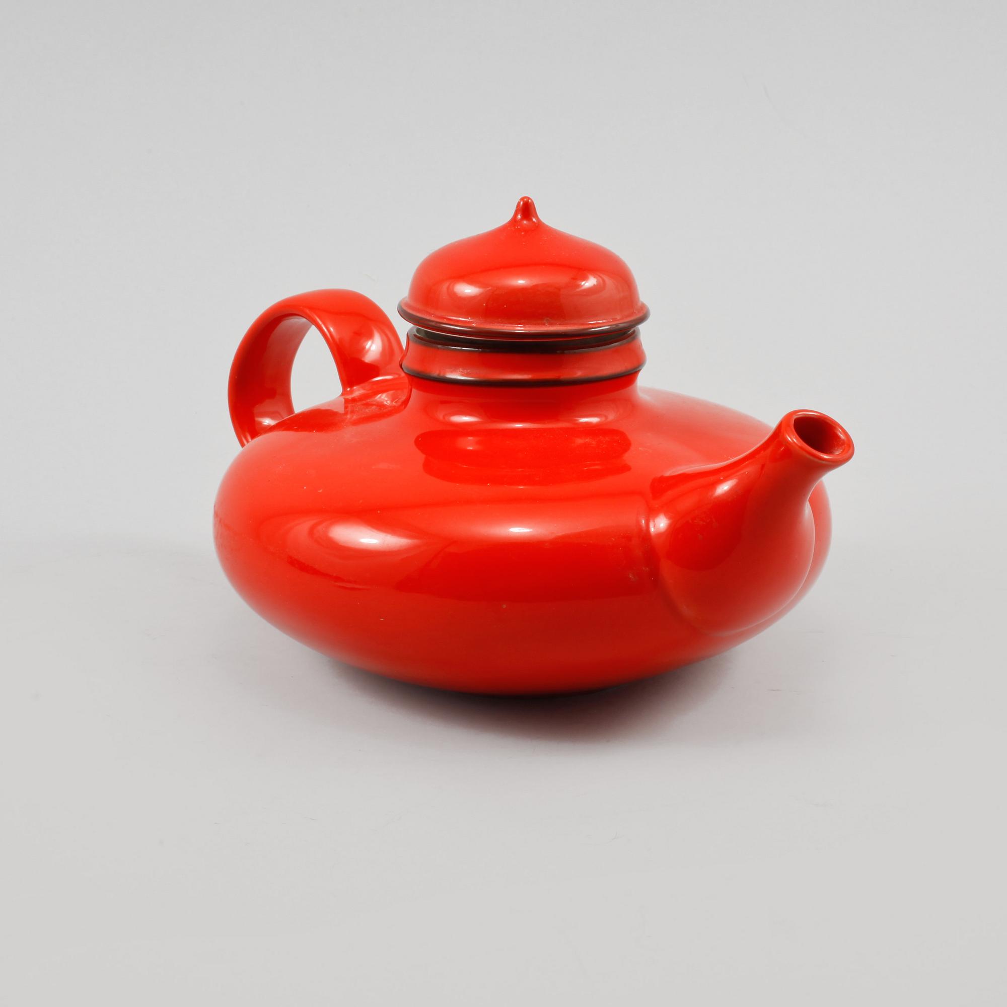 TEKANNA, porslin, "Pop", Inger Persson, Rörstrand, 1900-talets andra hälft.