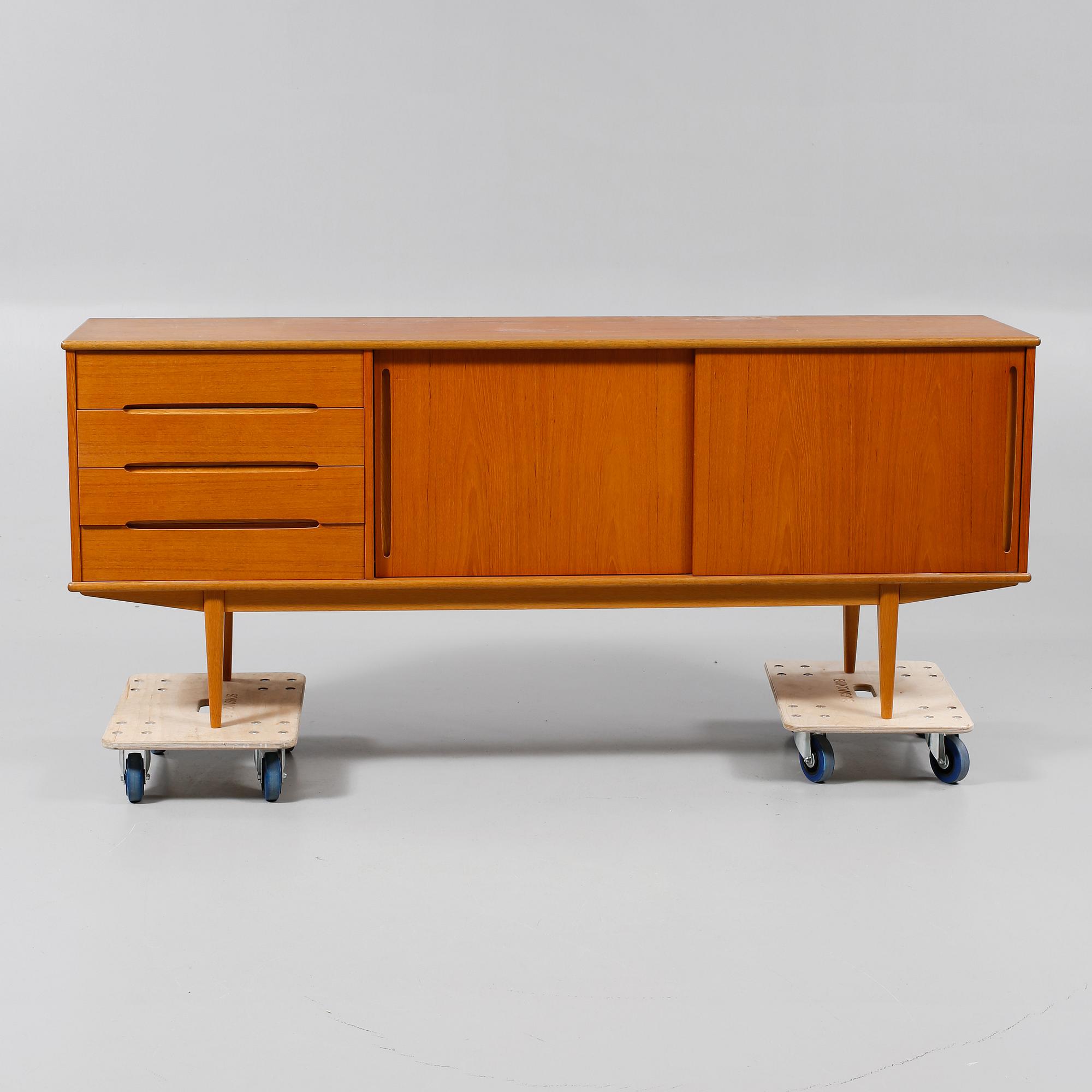 SIDEBORD, 1900-talets tredje kvartal.