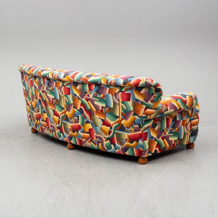 JOSEF FRANK, soffa modell 968 för Firma Svenskt Tenn.