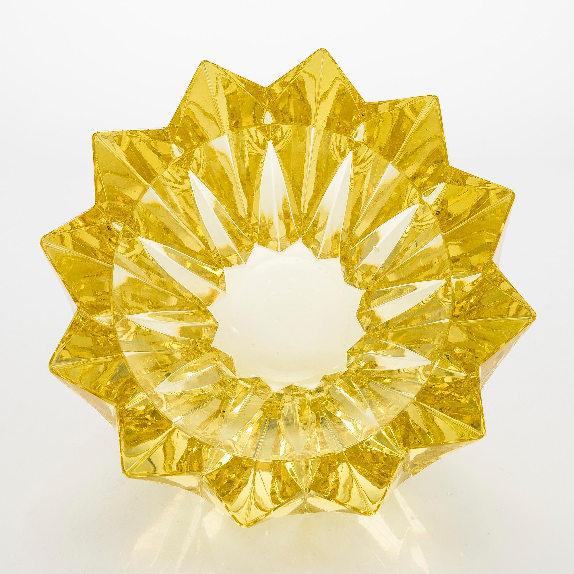 Aimo Okkolin, skål, "Näckros", signerad Aimo Okkolin Riihimäen Lasi Oy.