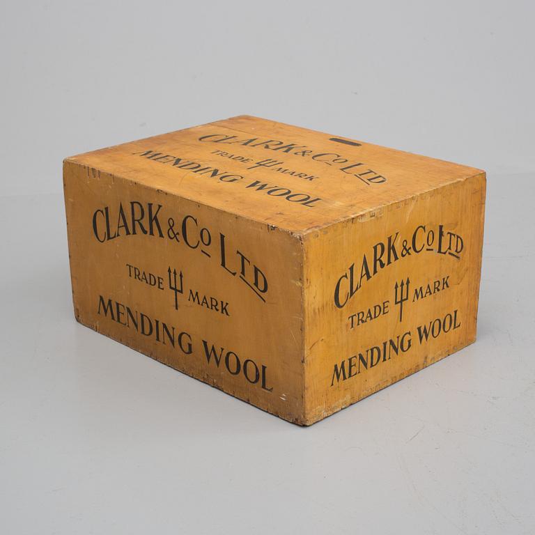 SYSKRIN, Clark & Co Mending Wool, 1900-talets första hälft.