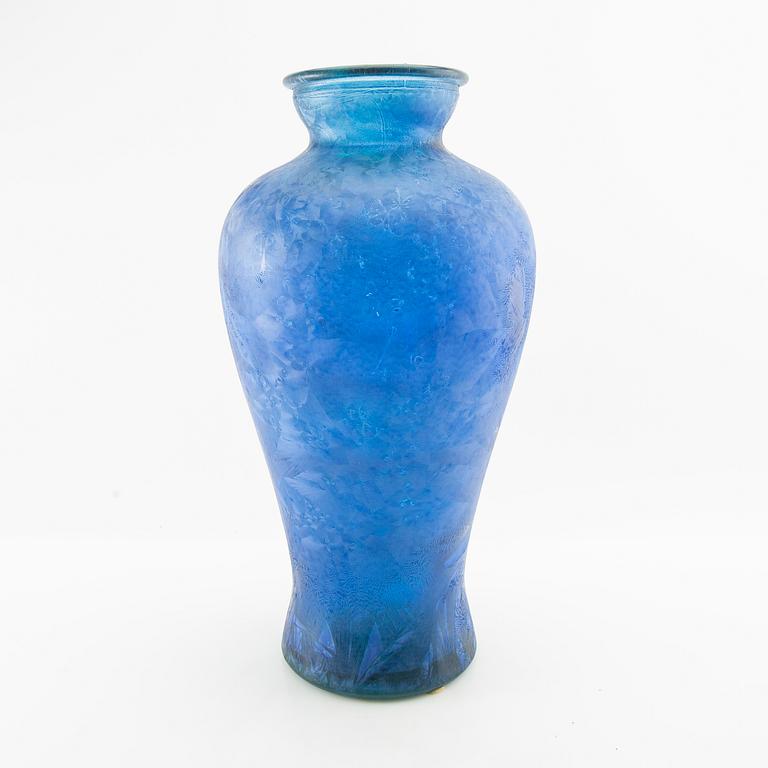 Vas 1900-talets andra hälft gjutet glas.