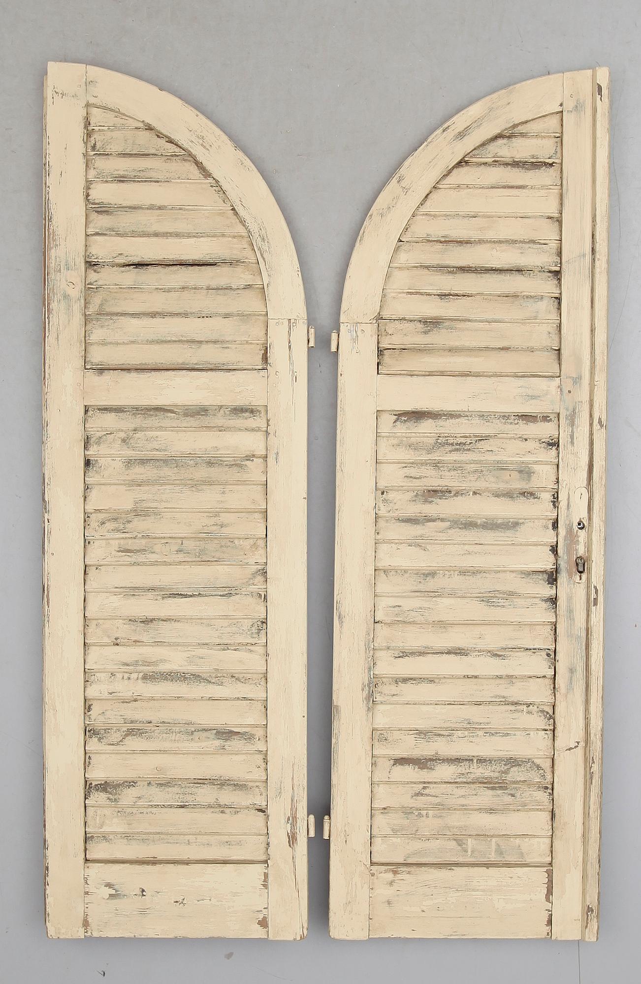 FÖNSTERLUCKOR, 1 par, Frankrike, 1900-talets första hälft.